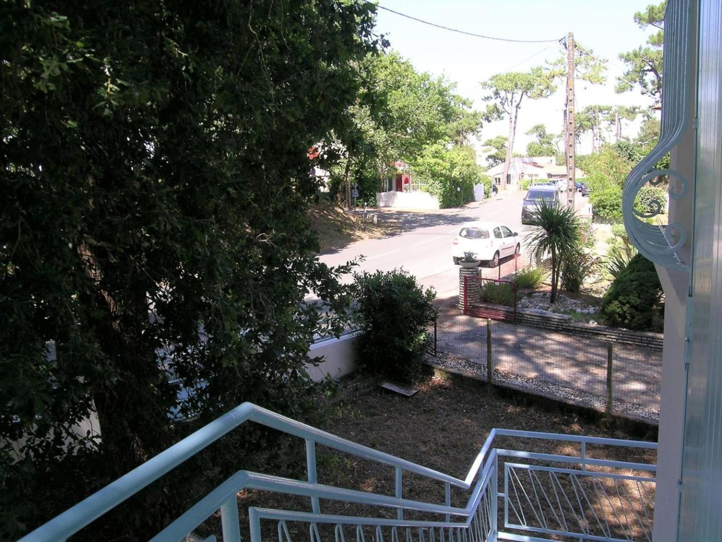 Ronce-les-Bains - APPARTEMENT 1er ETAGE gauche - 90m de la PLAGE Extérieur photo